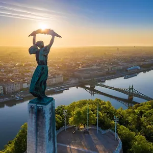 Hotel Kristal Gellert Hill Budapest