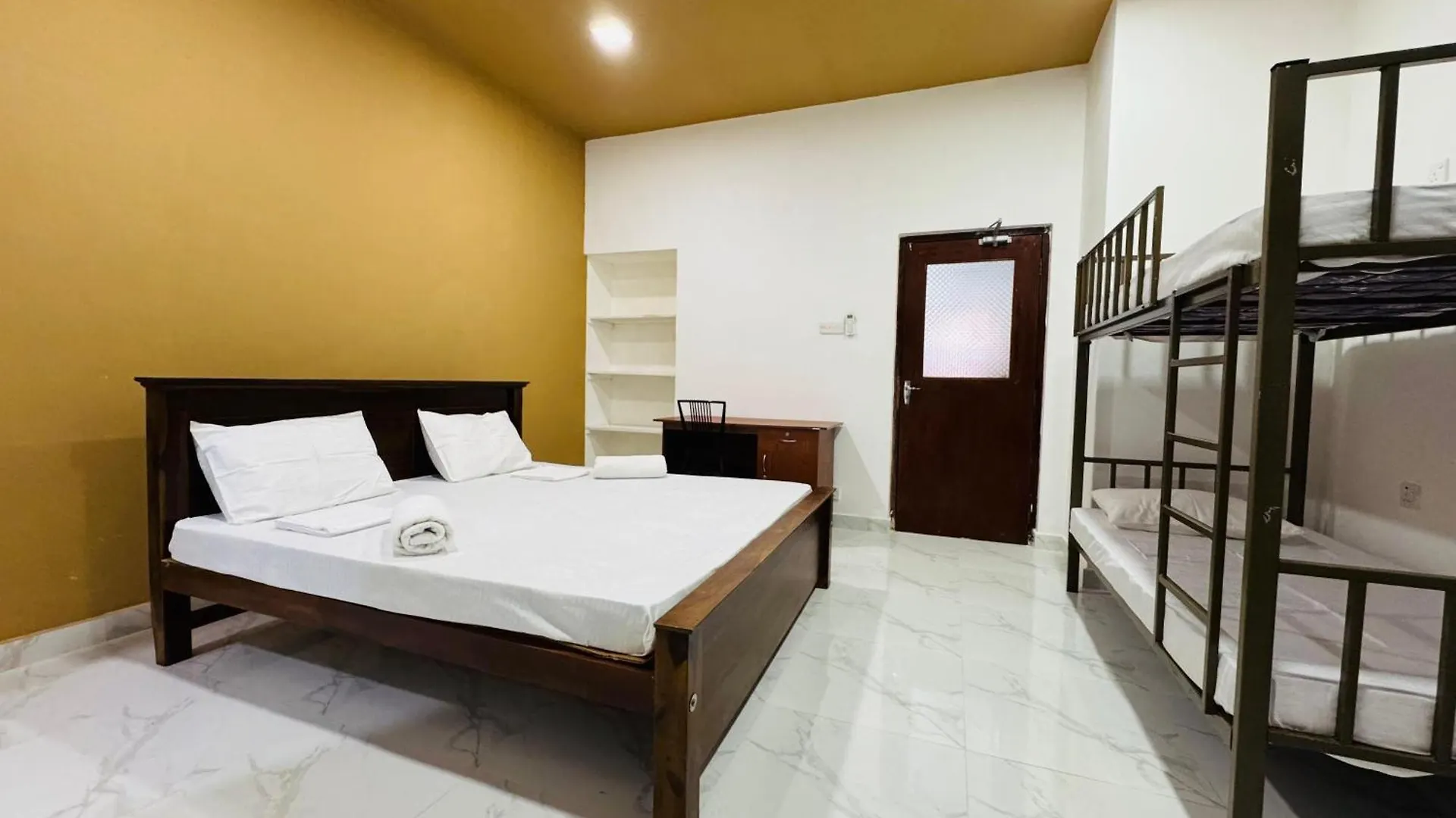 Havelock City Hostel, Colombo Sri Lanka